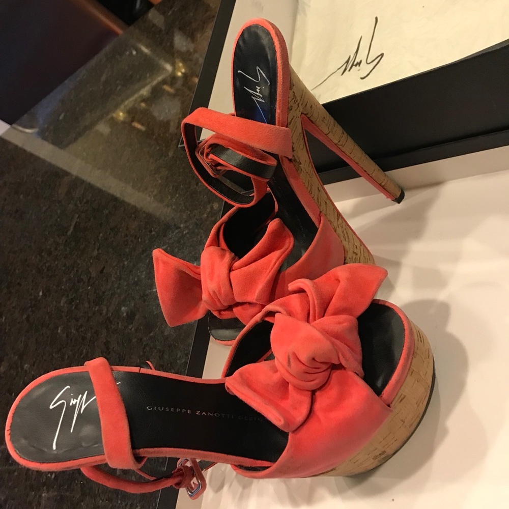 Bow Giuseppe Zanotti Sandal